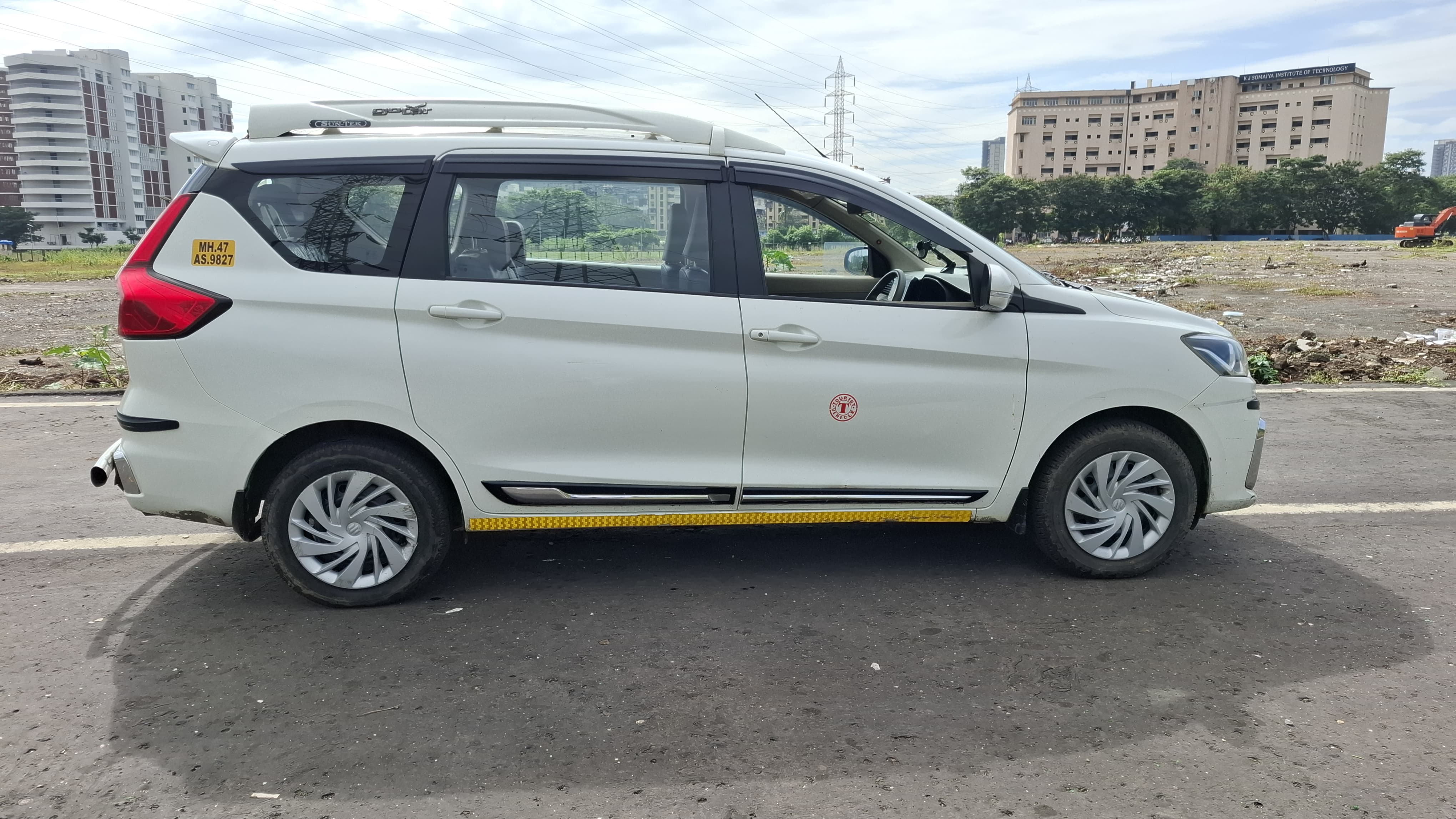 2023 Tpermit Ertiga Tour P/CNG  9827