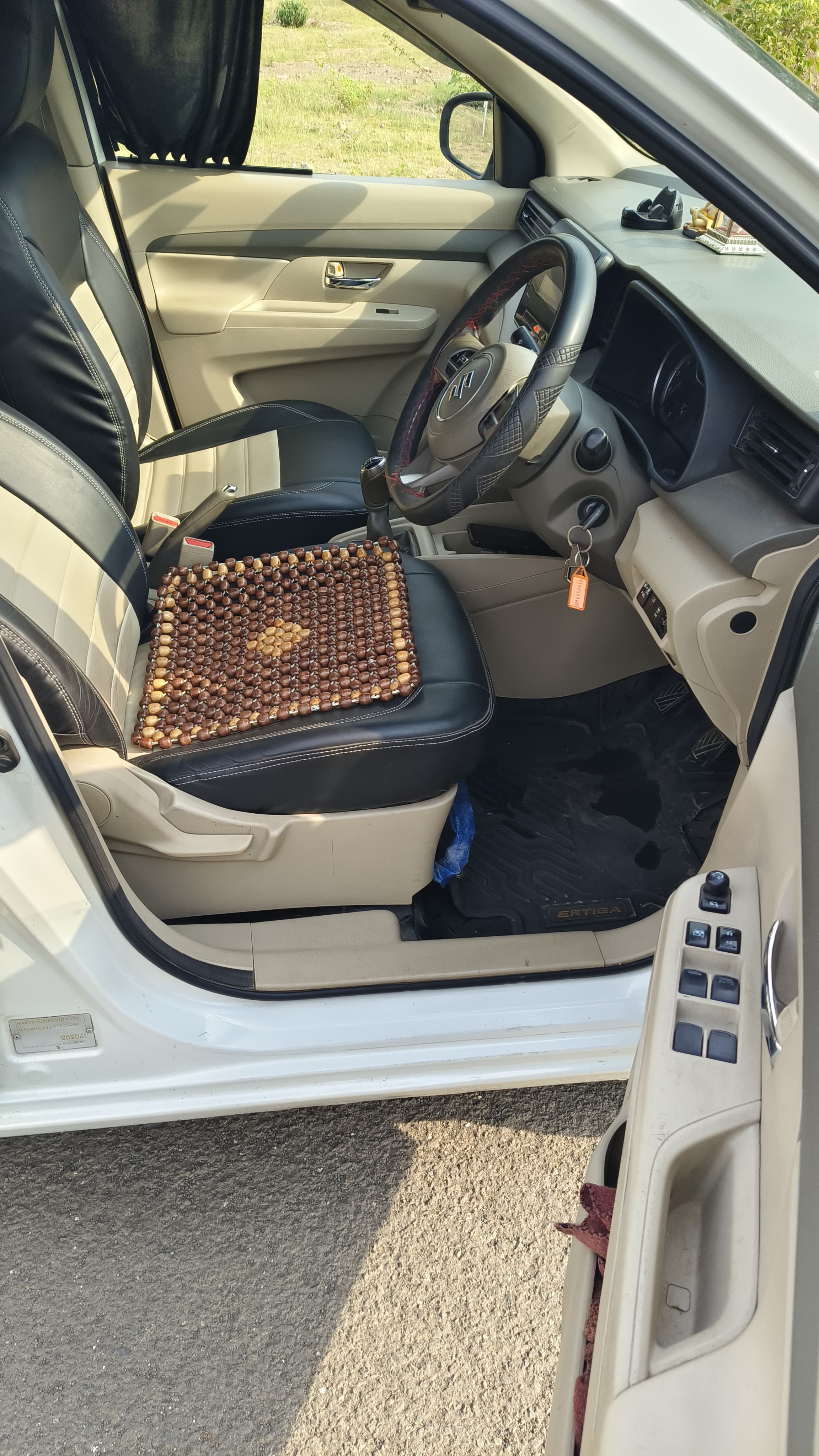 Loan Use 2023 Ertiga VXi P/CNG Tpermit 2432