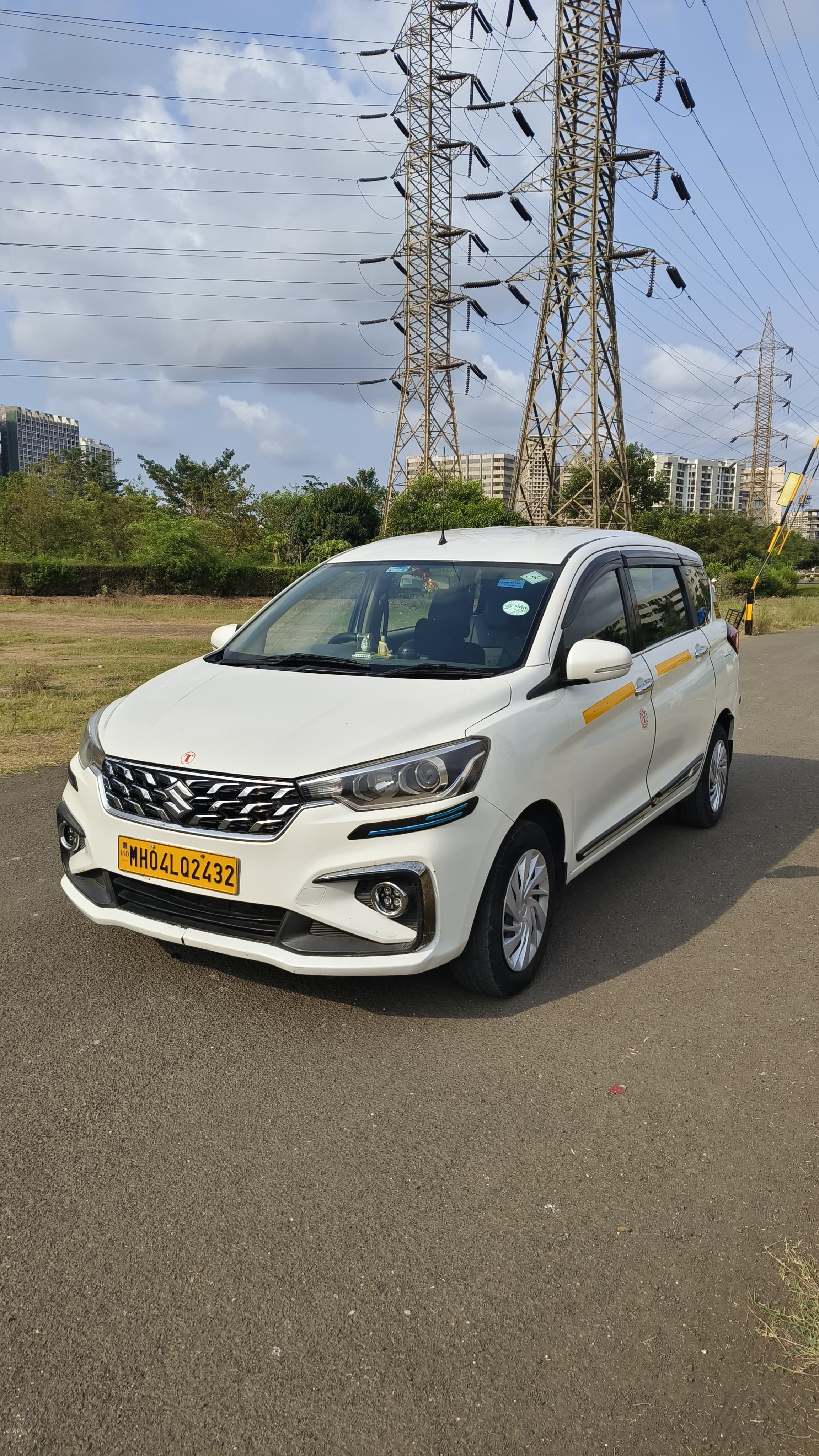 Loan Use 2023 Ertiga VXi P/CNG Tpermit 2432