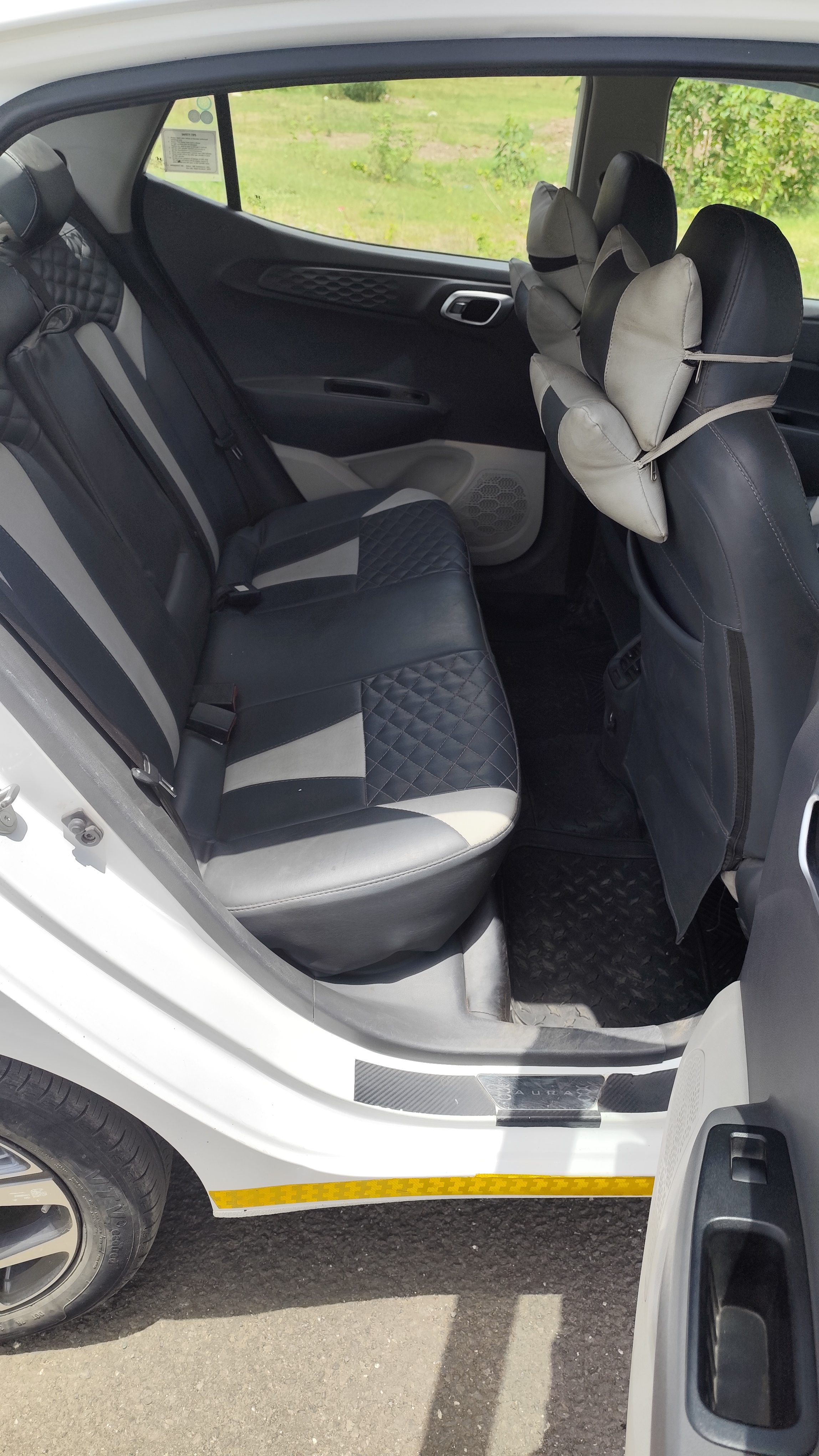 2023 Aura SX P/CNG  9312