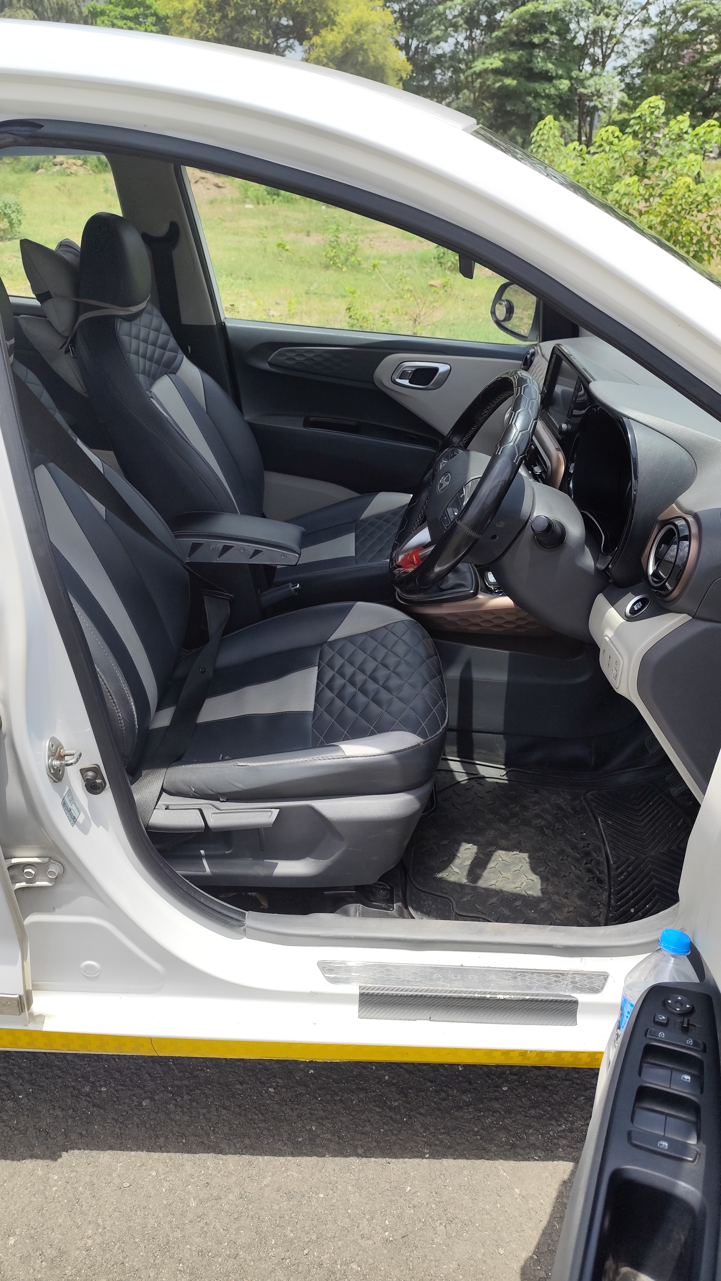 2023 Aura SX P/CNG  9312