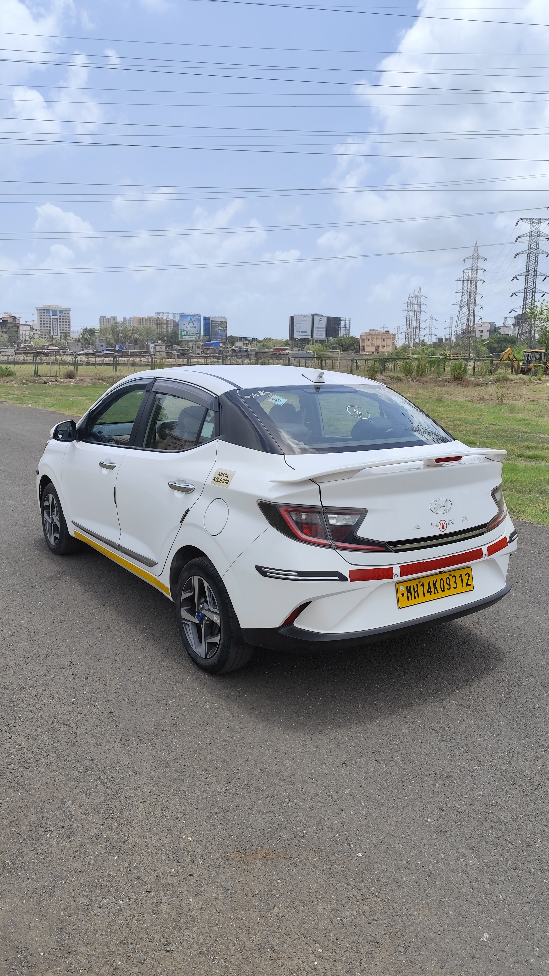 2023 Aura SX P/CNG  9312