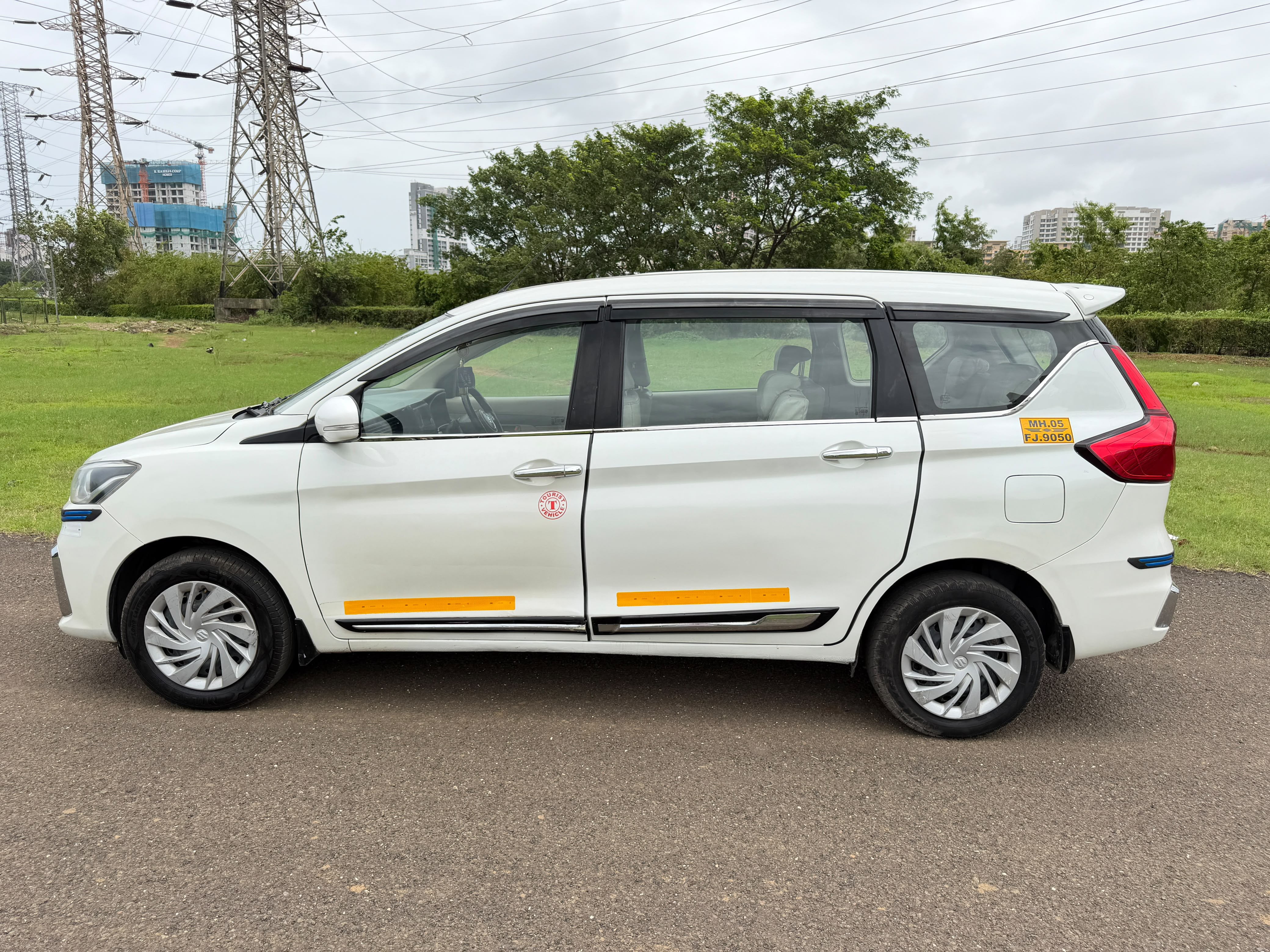 2024 Ertiga VXi P/CNG Tpermit  9050