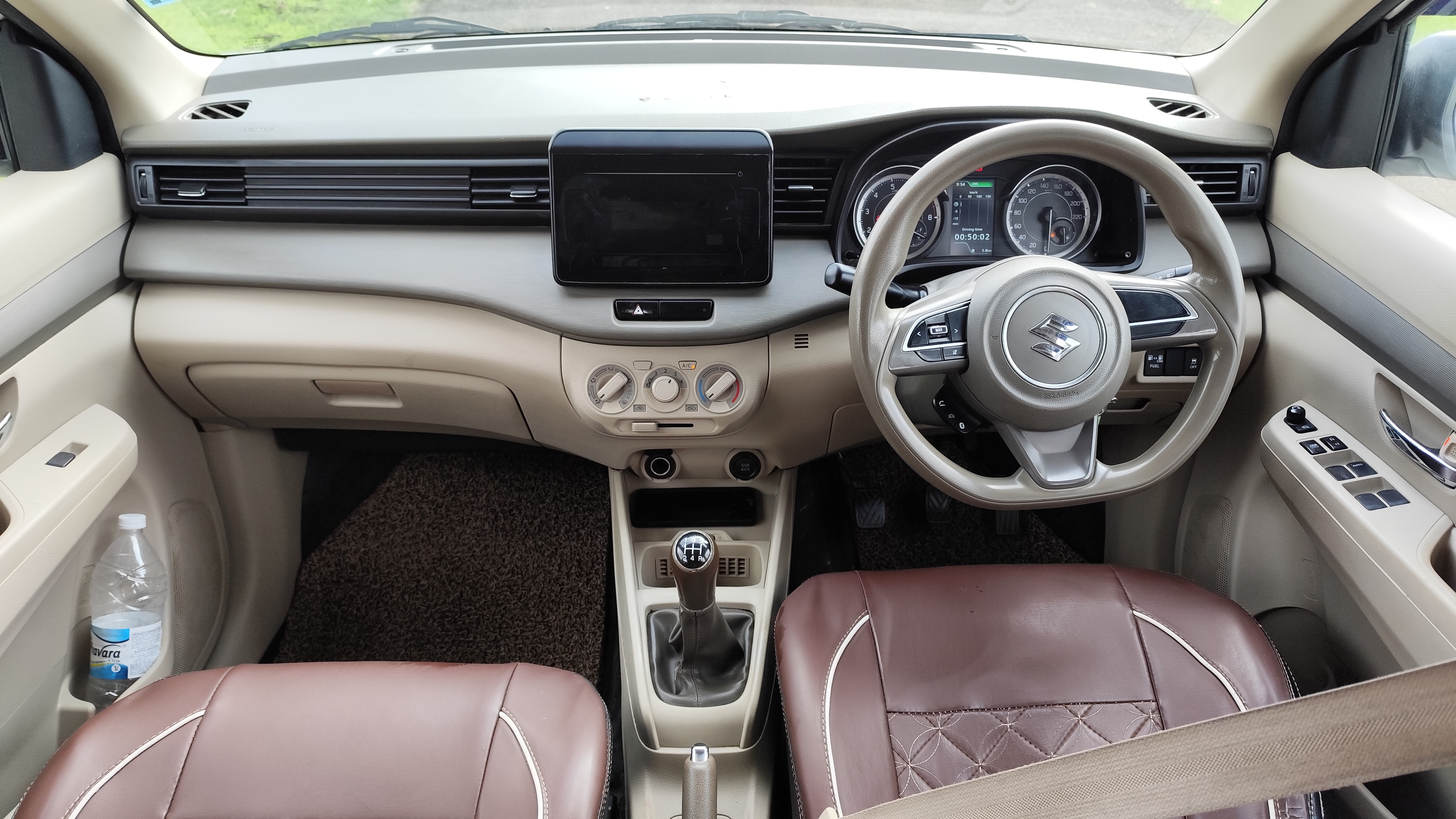 2022 Ertiga Tour P/CNG Tpermit  6038