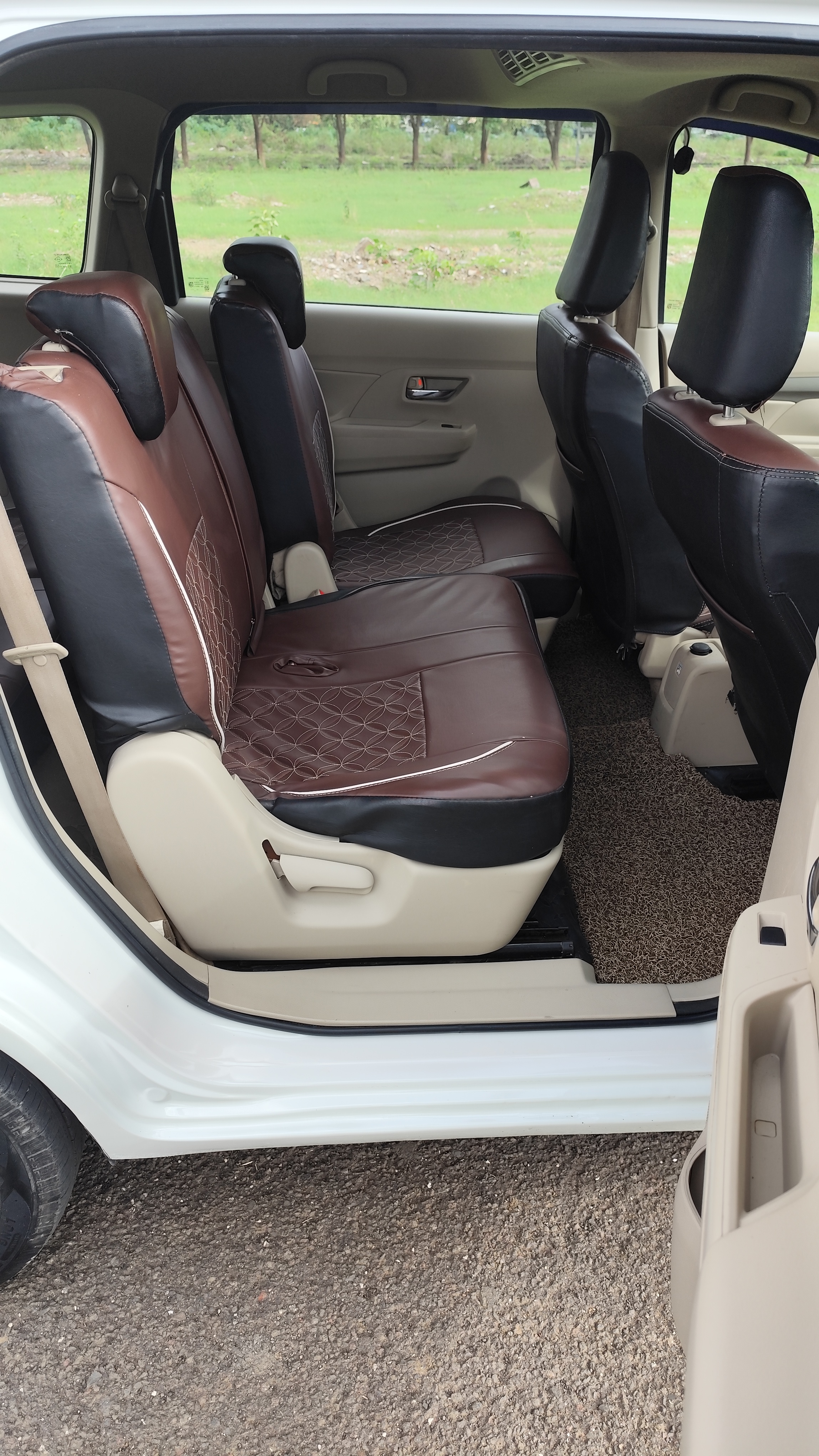 2022 Ertiga Tour P/CNG Tpermit  6038