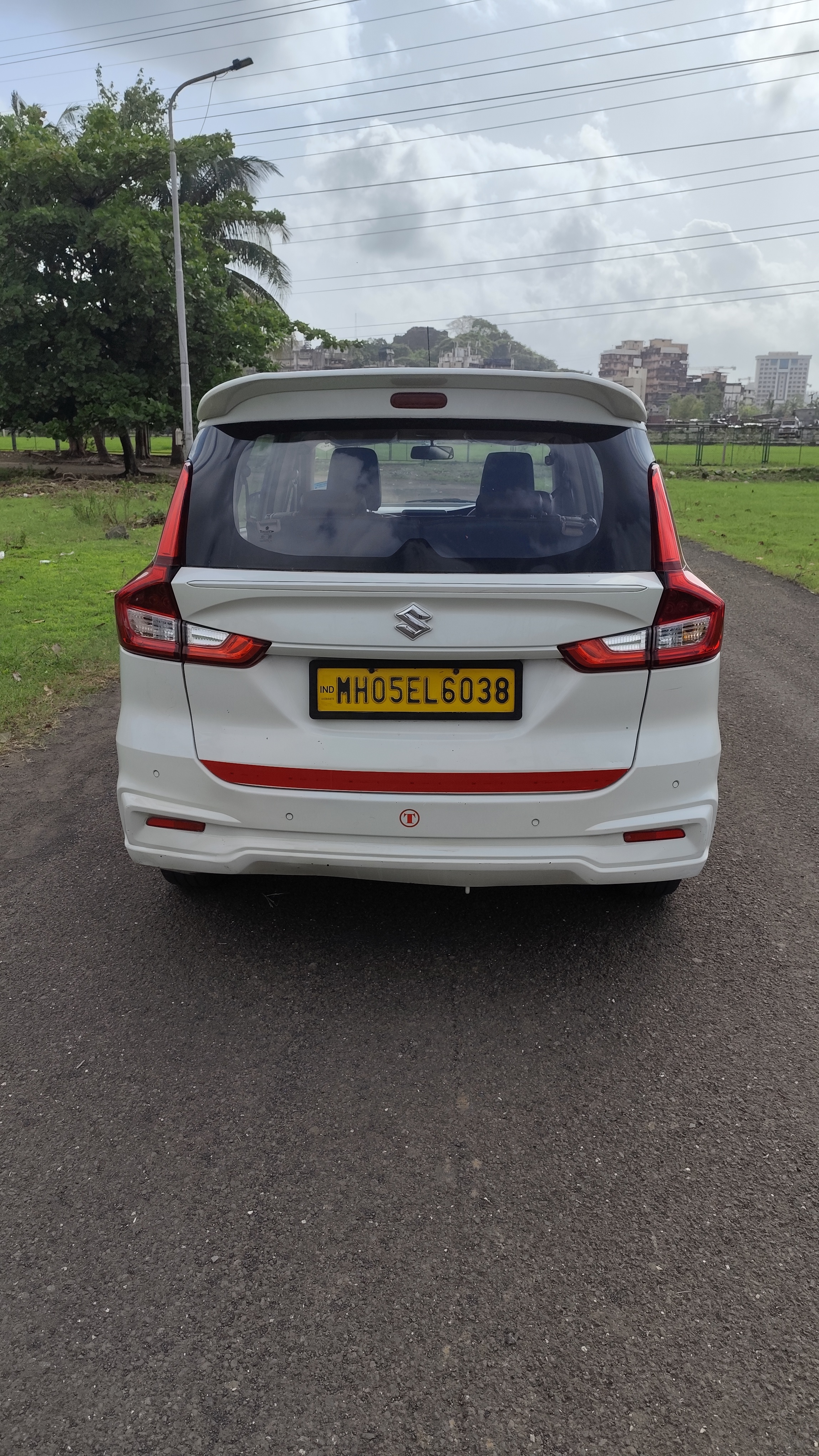 2022 Ertiga Tour P/CNG Tpermit  6038
