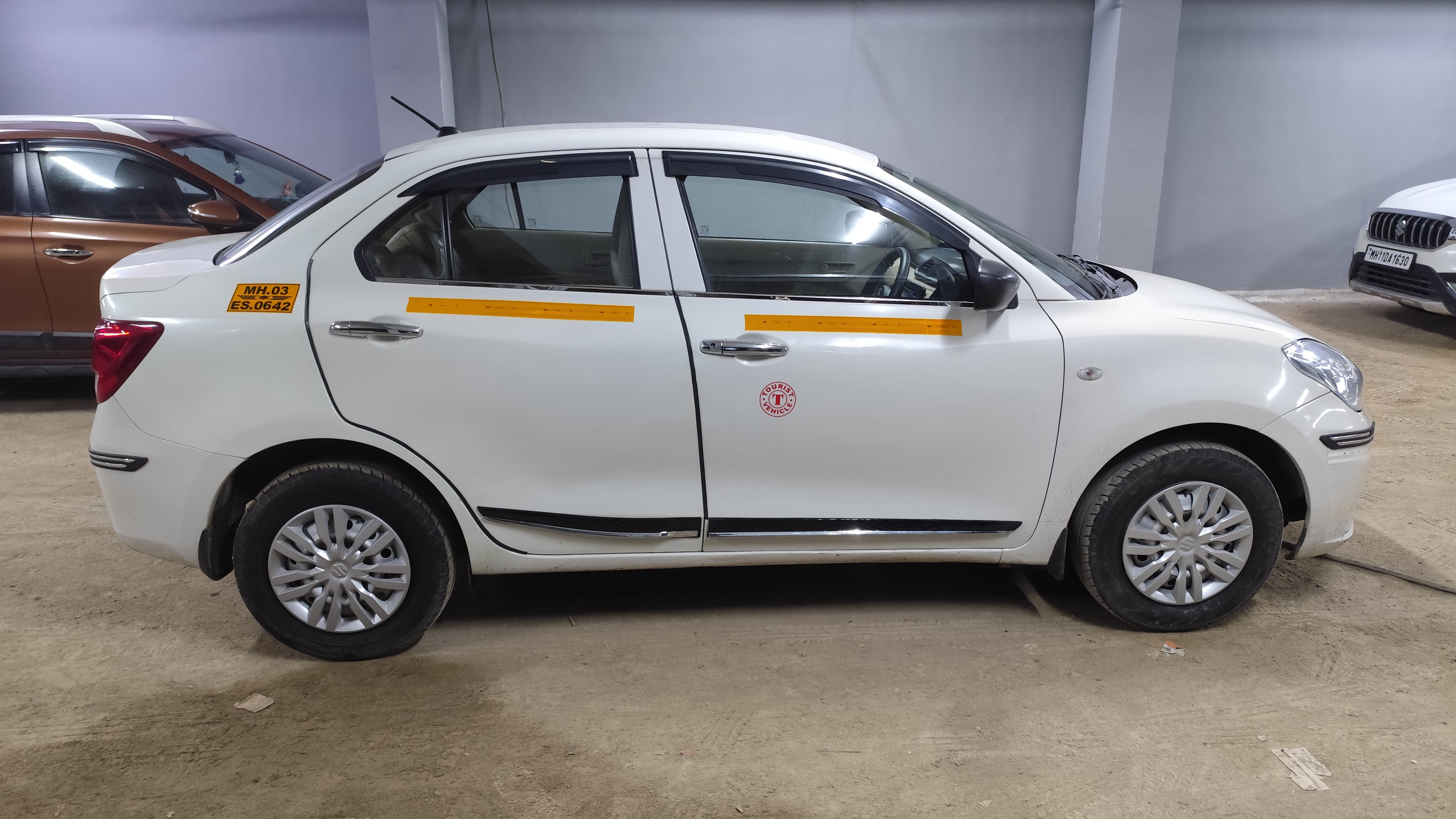 2024 Dzire Tour P/CNG Tpermit  0642