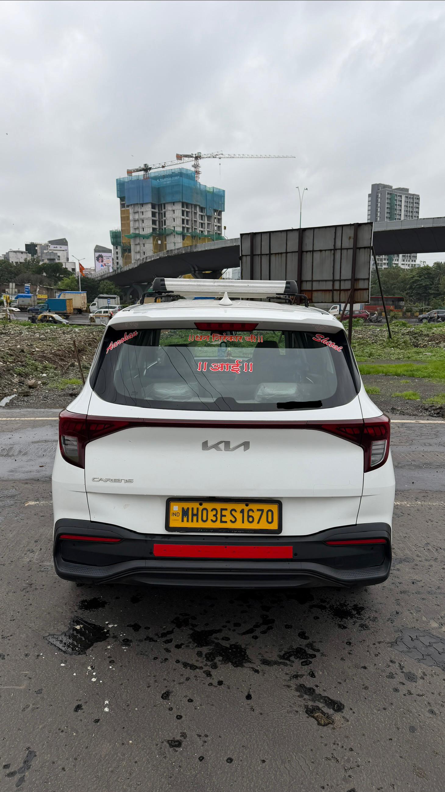 Loan Use 2025 Kia Carens Premium O 7 STR 1670