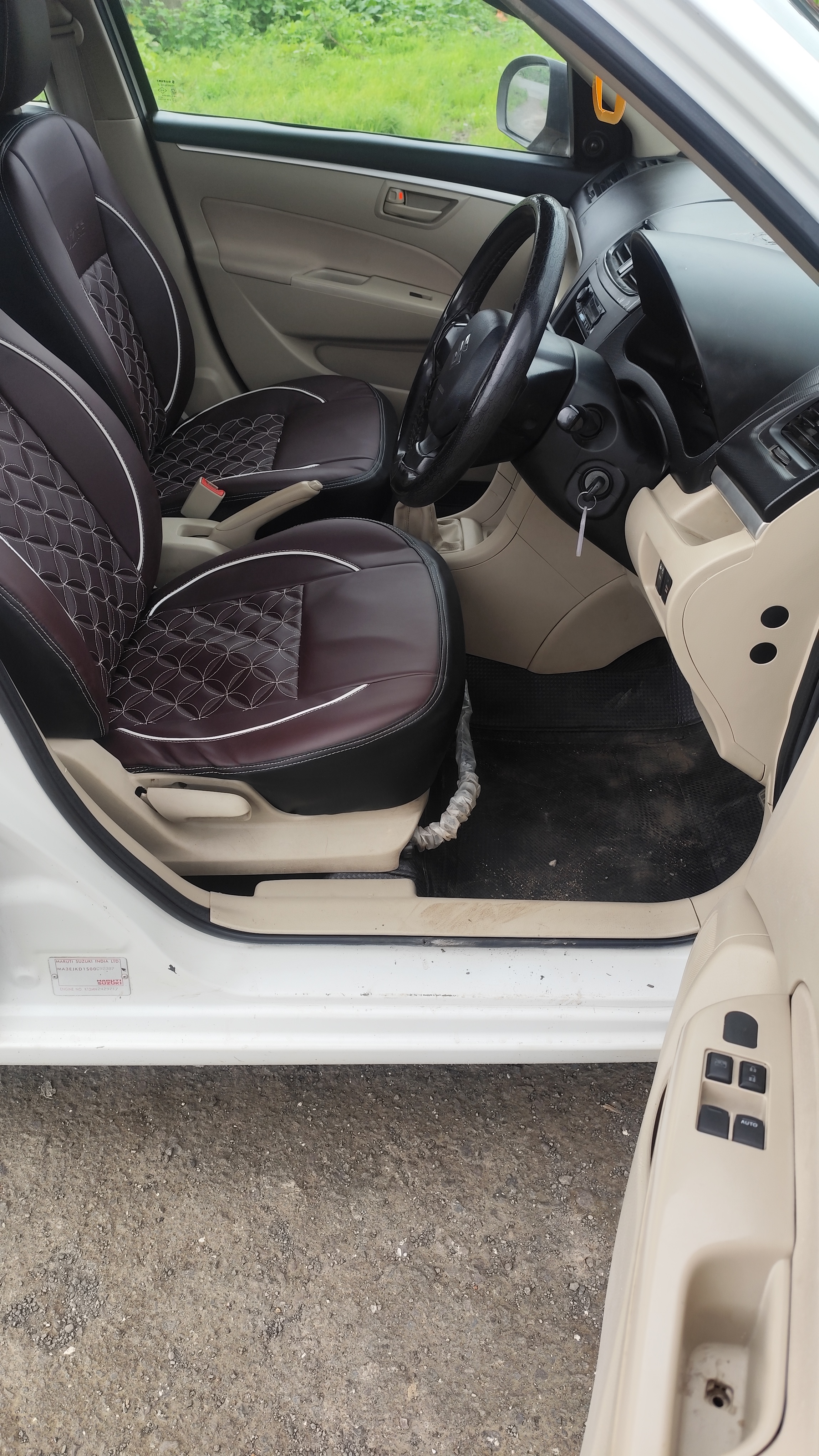 2022 Dzire Tour P/CNG Tpermit  7571